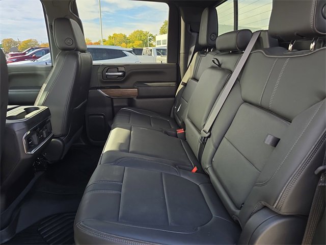 Used 2022 Chevrolet Silverado 2500 High Country w/ Technology Package image 12