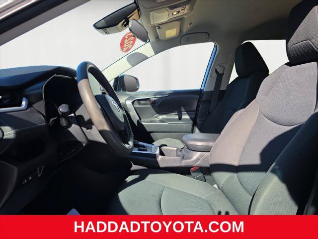 Certified 2023 Toyota RAV4 LE AWD/4WD image 10