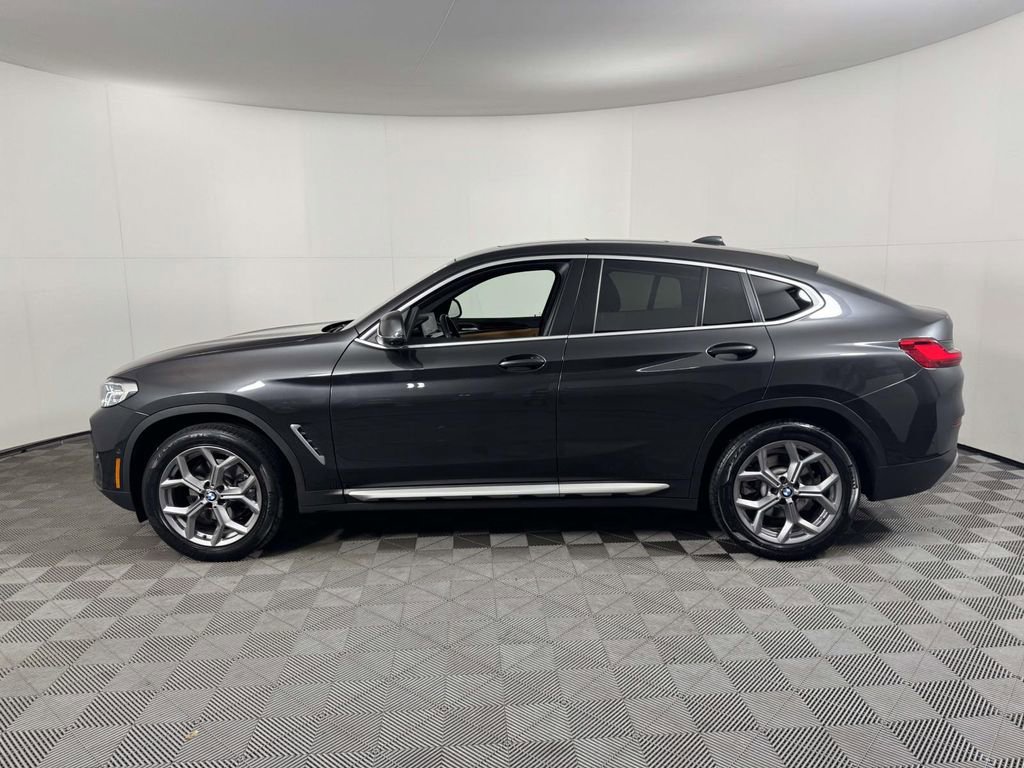 Used 2024 BMW X4 xDrive30i w/ Premium Package AWD/4WD image 11