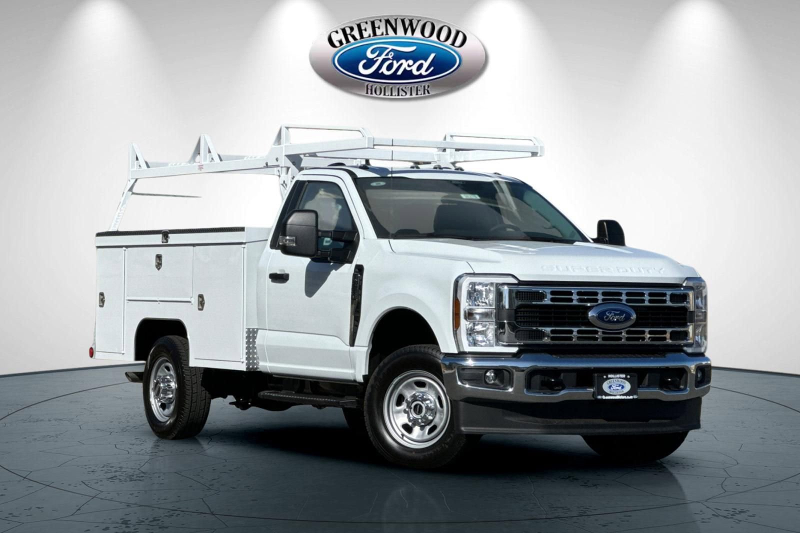 New 2025 Ford F350 XL w/ XL Chrome Package AWD/4WD image 2