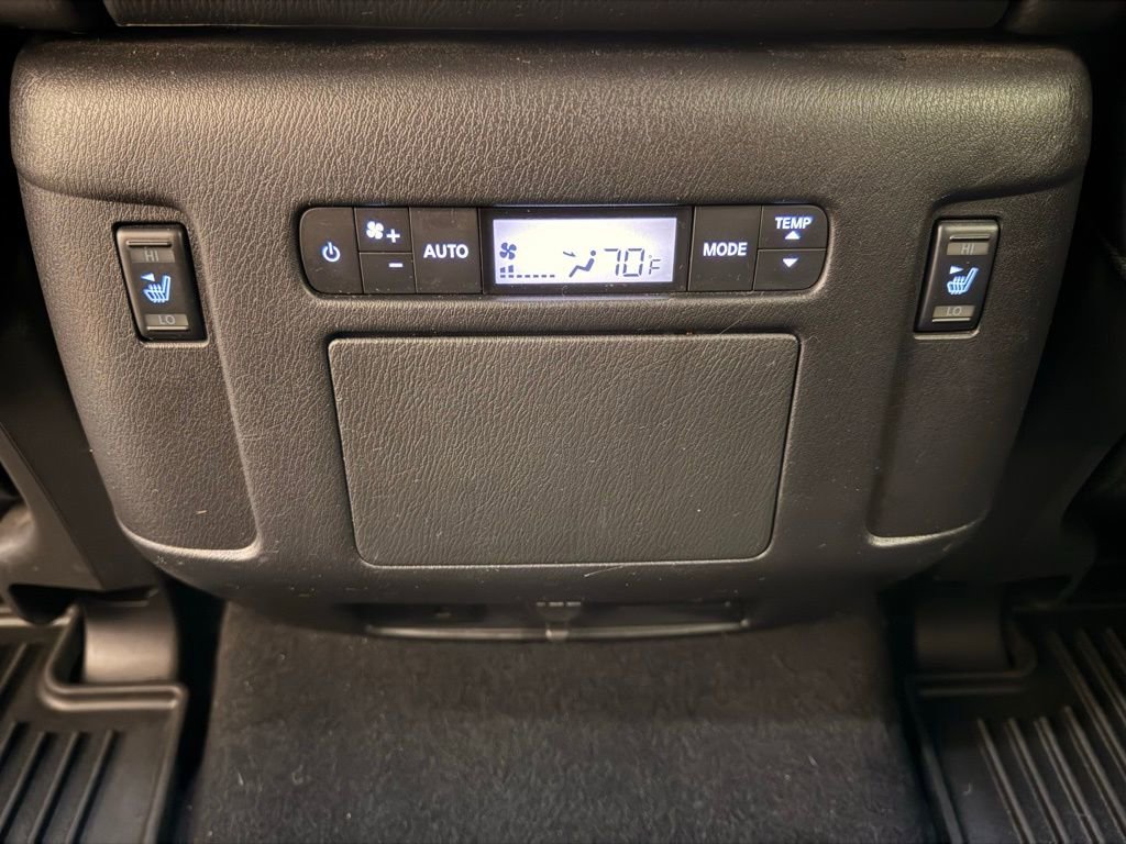 Used 2023 Nissan Armada Platinum w/ Captain's Chairs Package image 34