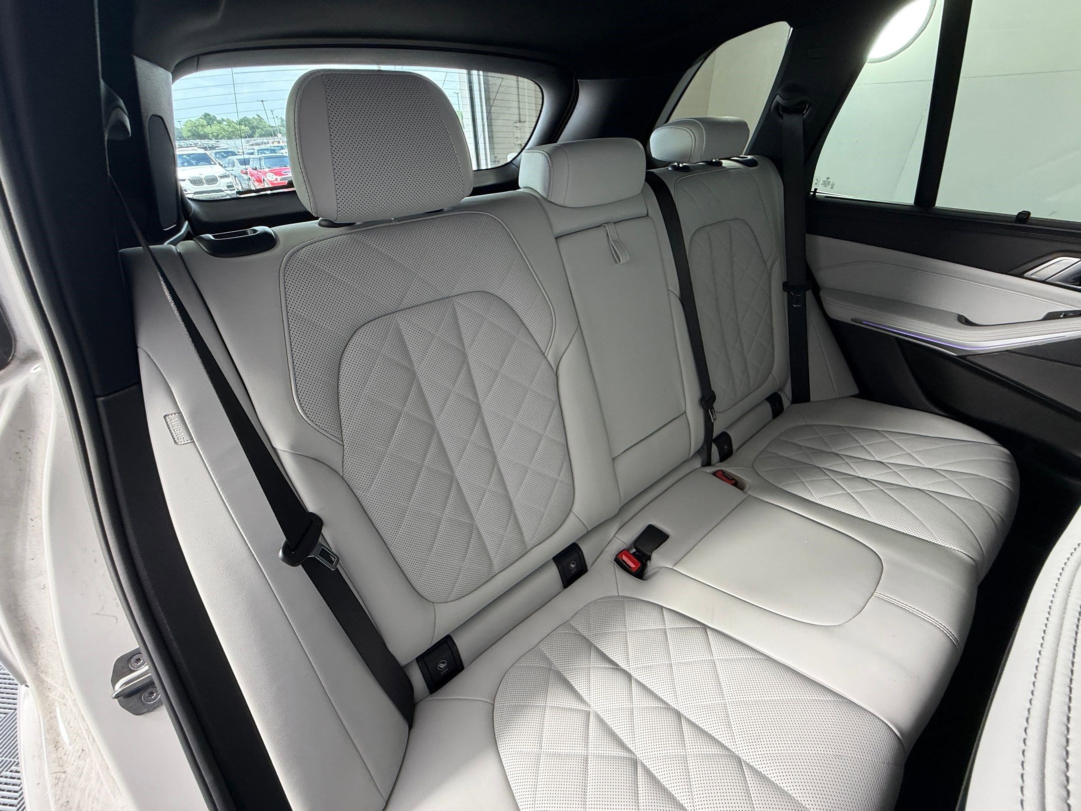 Used 2023 BMW X5 sDrive40i w/ Executive Package RWD image 34