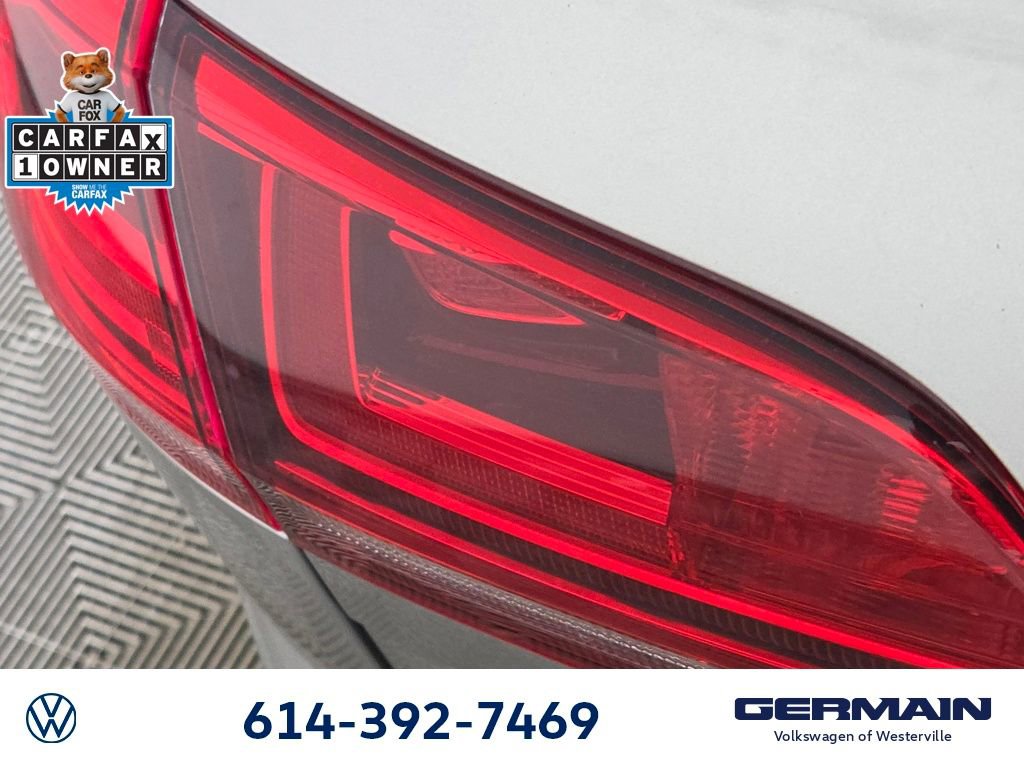 Used 2015 Volkswagen Golf TDI S image 11