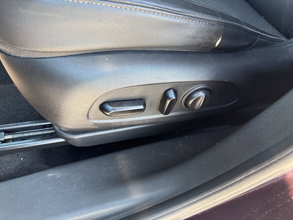 Used 2021 Buick Encore GX Preferred w/ Cold Weather Comfort Package FWD image 21