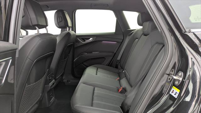 Used 2023 Audi Q4 e-tron Premium Plus RWD image 17