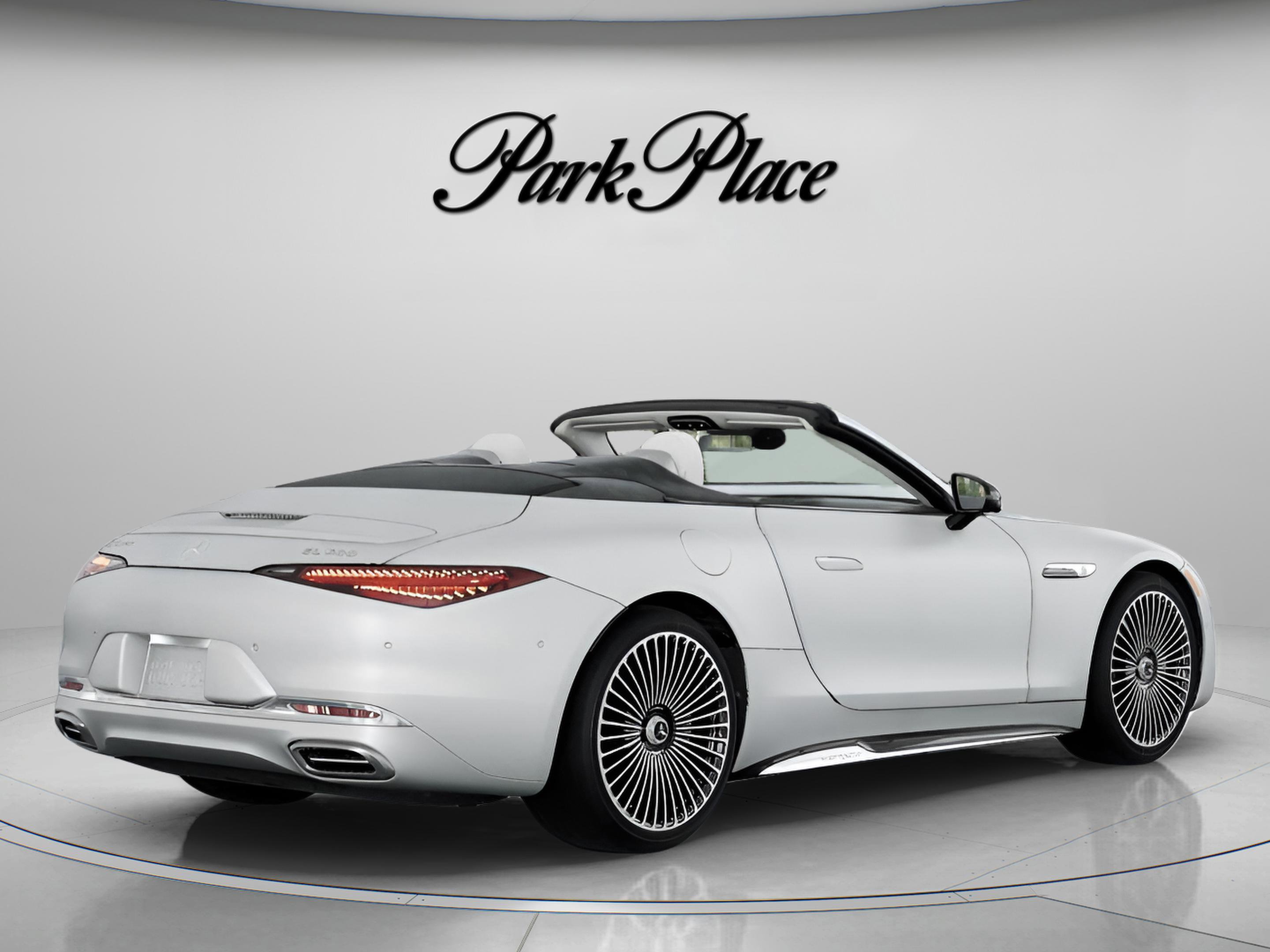 New 2026 Mercedes-Benz Maybach SL 680 image 2