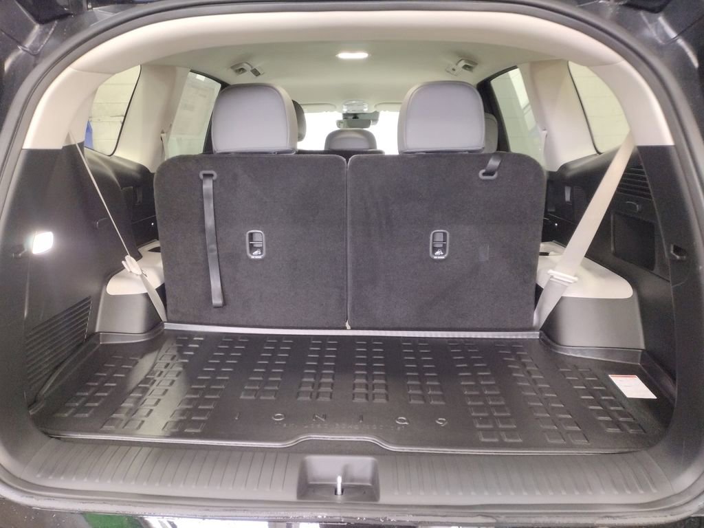 New 2026 Hyundai Ioniq 9 SEL image 17