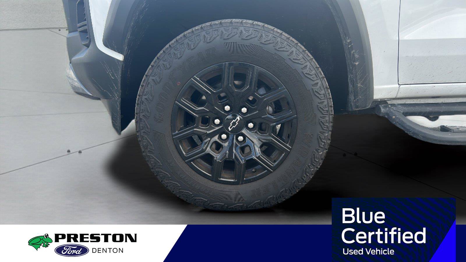 Used 2025 Chevrolet Colorado Trail Boss AWD/4WD image 21
