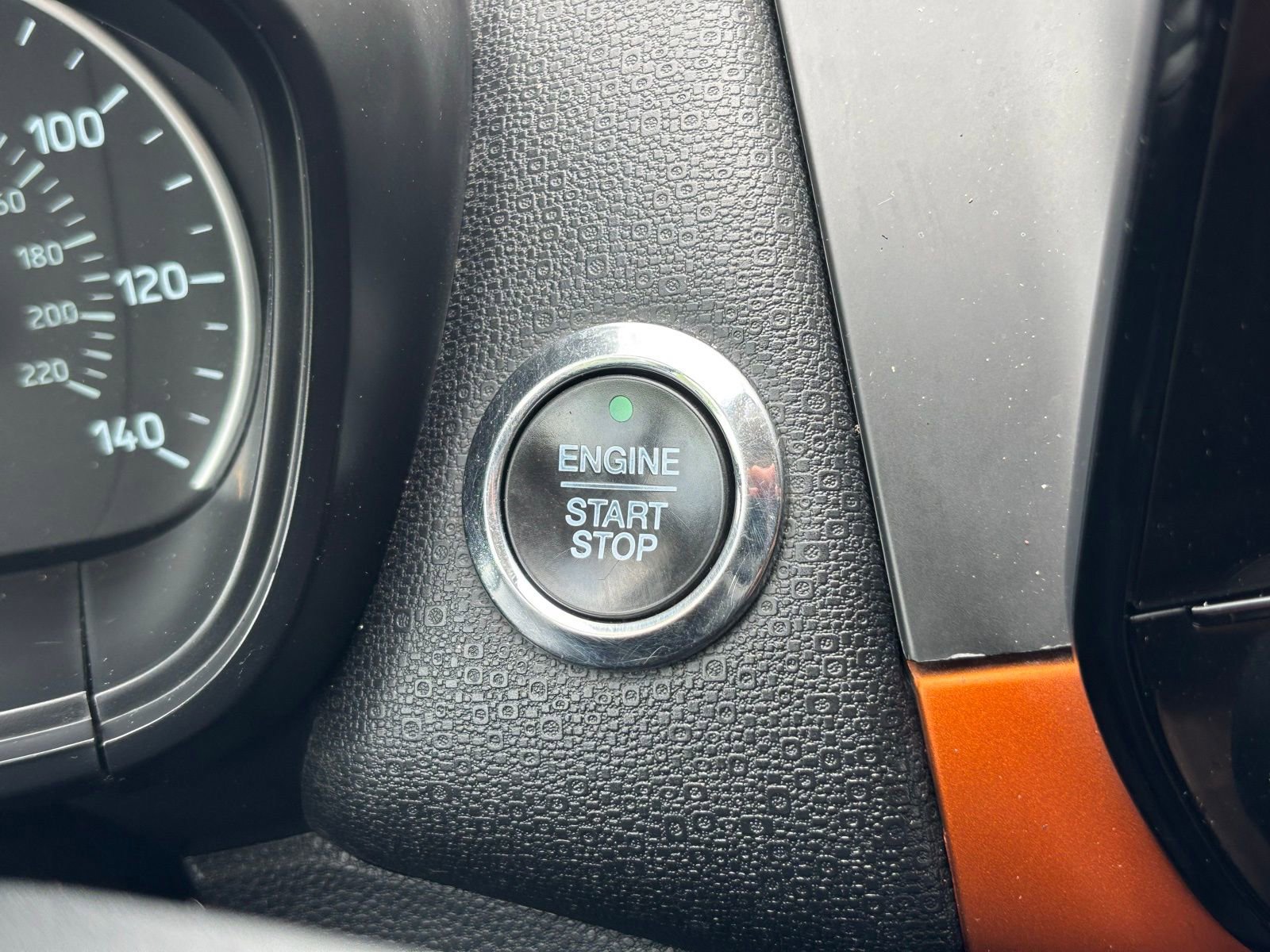 Used 2021 Ford EcoSport SE w/ SE Convenience Package FWD image 26