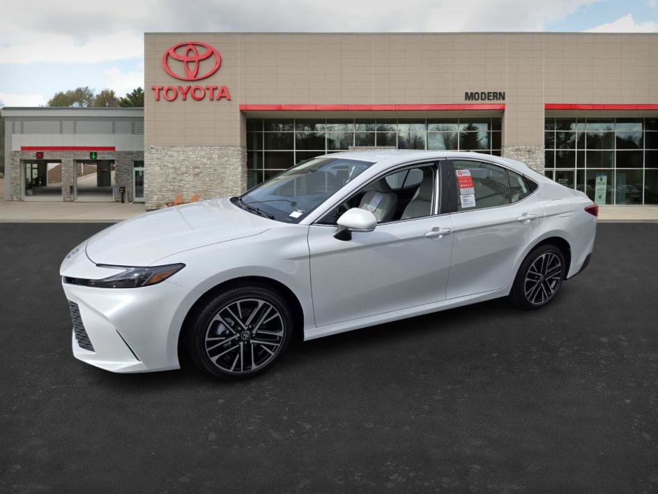 New 2026 Toyota Camry XLE image 1