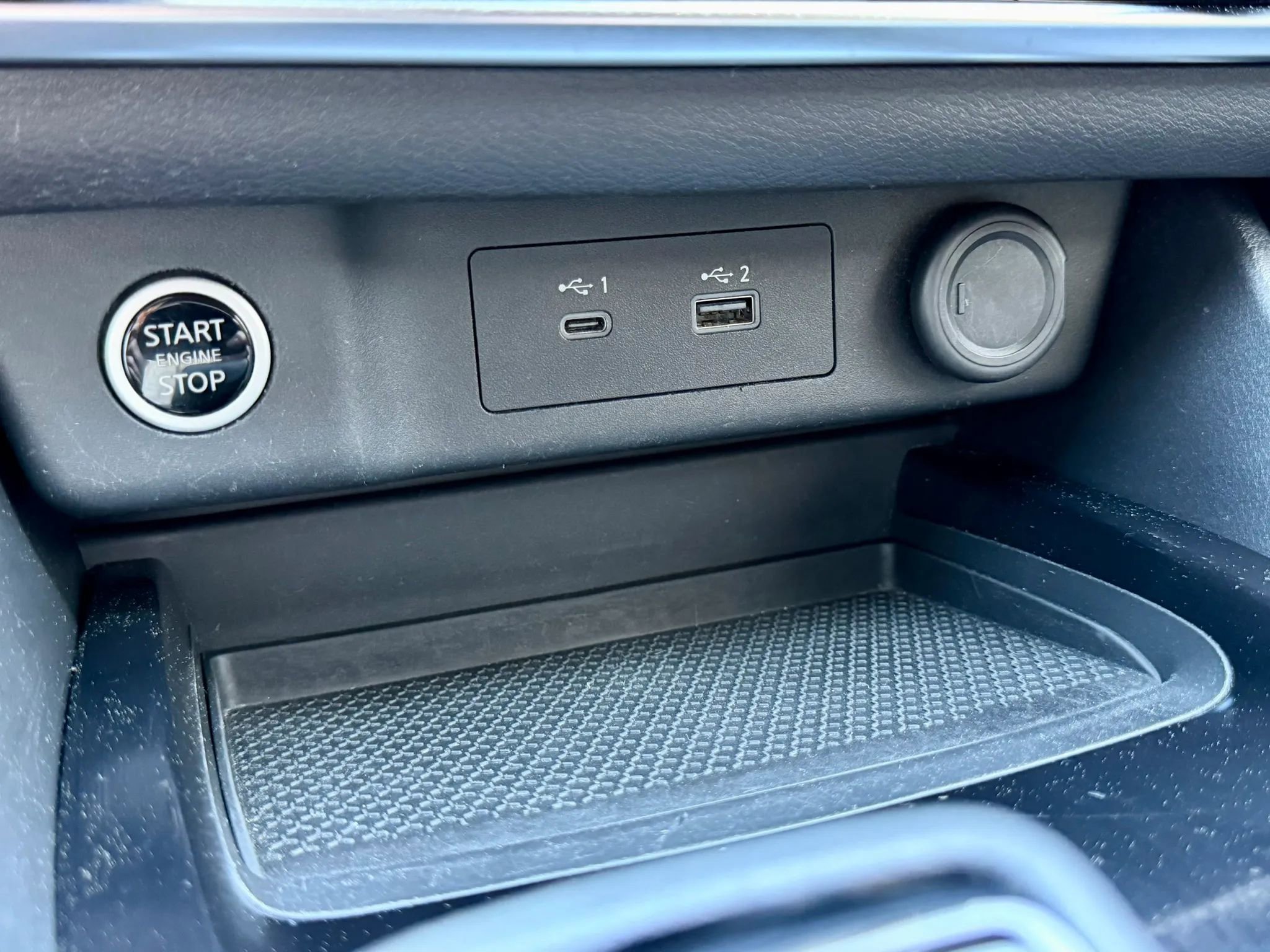 Used 2021 Nissan Rogue SV FWD image 34