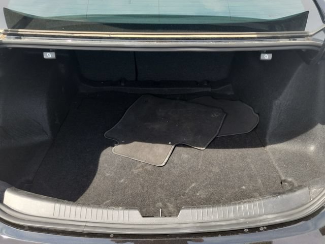 Used 2025 Chevrolet Malibu LT FWD image 9