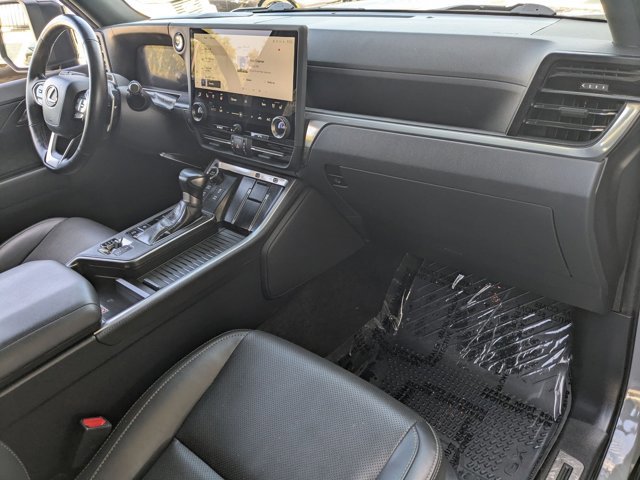 Used 2024 Lexus GX 550 AWD/4WD image 23