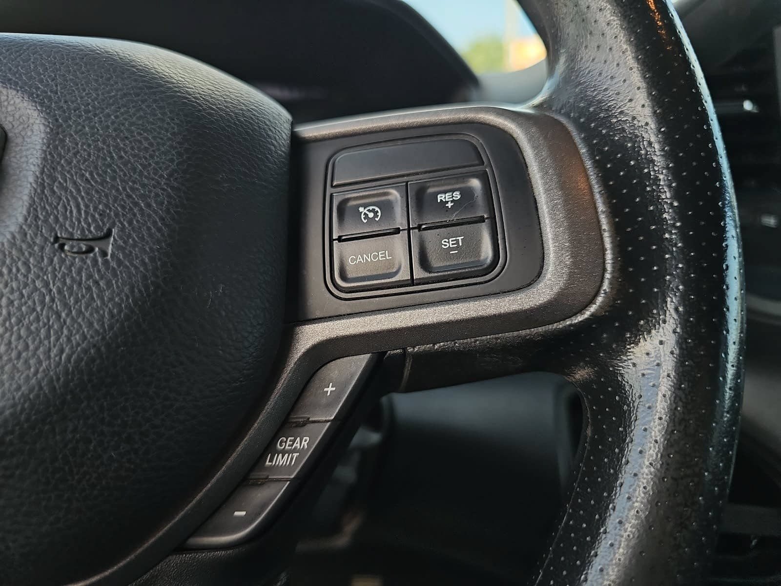 Used 2022 RAM 3500 Tradesman AWD/4WD image 17