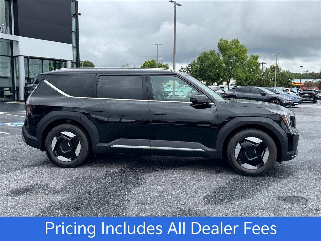 New 2026 Kia EV9 Wind AWD/4WD image 2