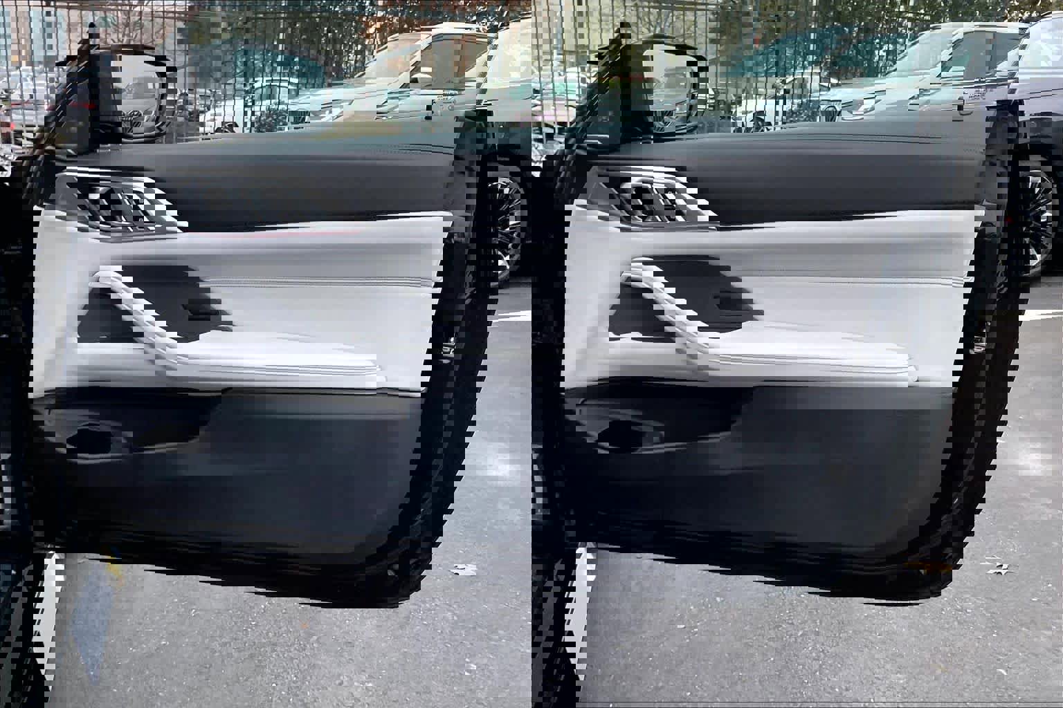 Used 2025 BMW M4 xDrive Competition image 27