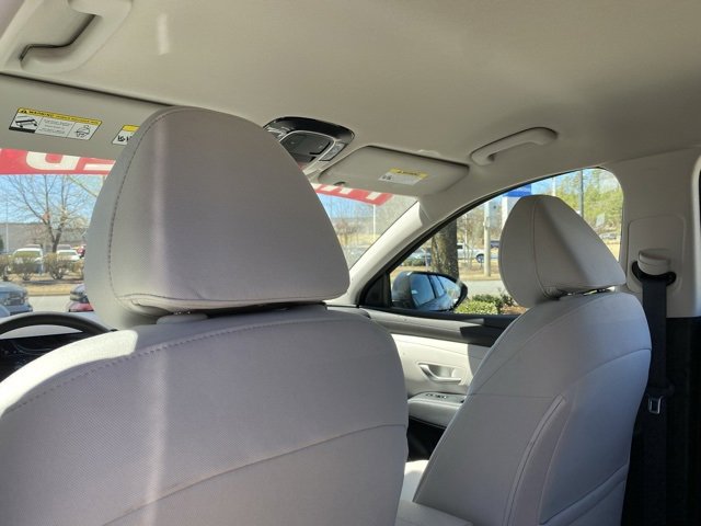 New 2025 Hyundai Tucson SE image 34