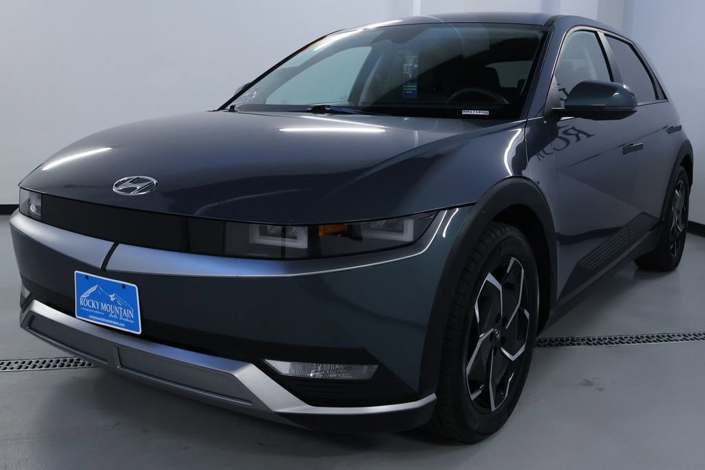 Used 2022 Hyundai Ioniq 5 SE image 3