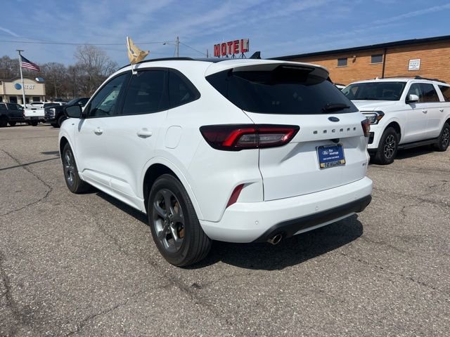 Certified 2023 Ford Escape ST-Line w/ Tech Pack #1 image 6
