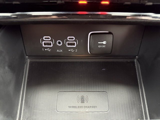 Used 2023 Jeep Grand Cherokee L Limited w/ Luxury Tech Group II image 32