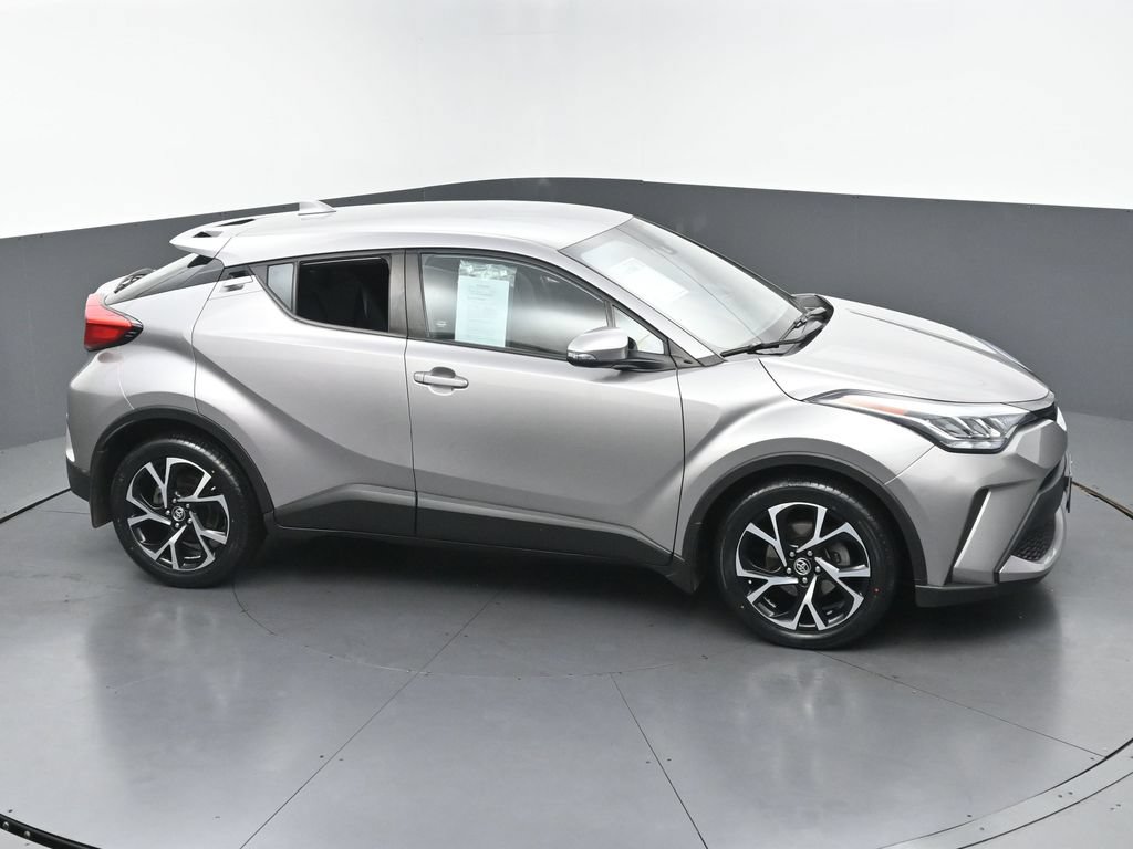 Used 2020 Toyota C-HR XLE FWD image 42