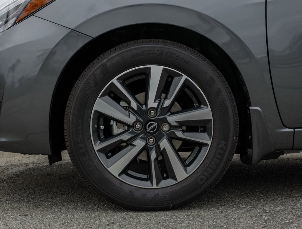 New 2025 Nissan Versa SV image 11