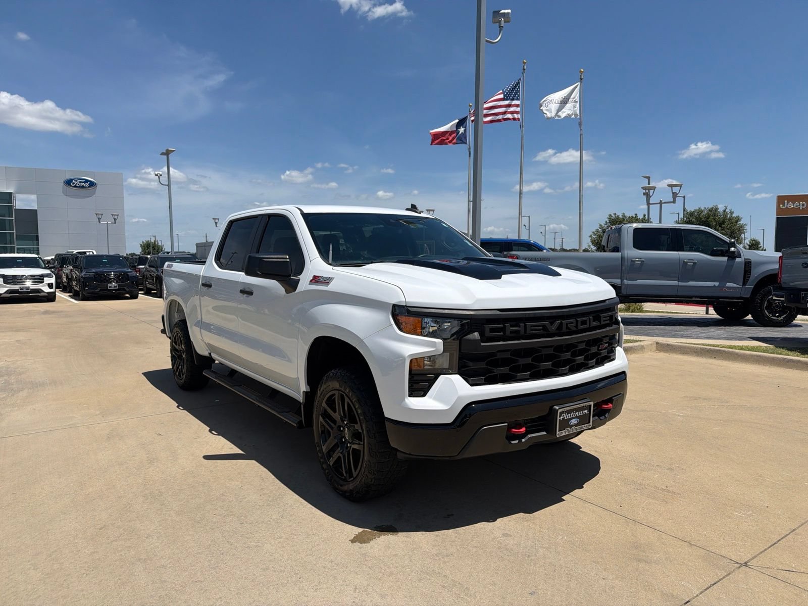 Used 2022 Chevrolet Silverado 1500 Custom Trail Boss AWD/4WD image 8