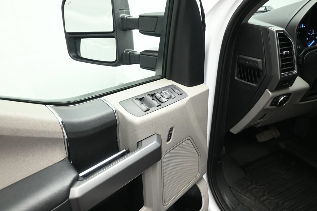 Certified 2020 Ford F350 XLT w/ XLT Value Package AWD/4WD image 8