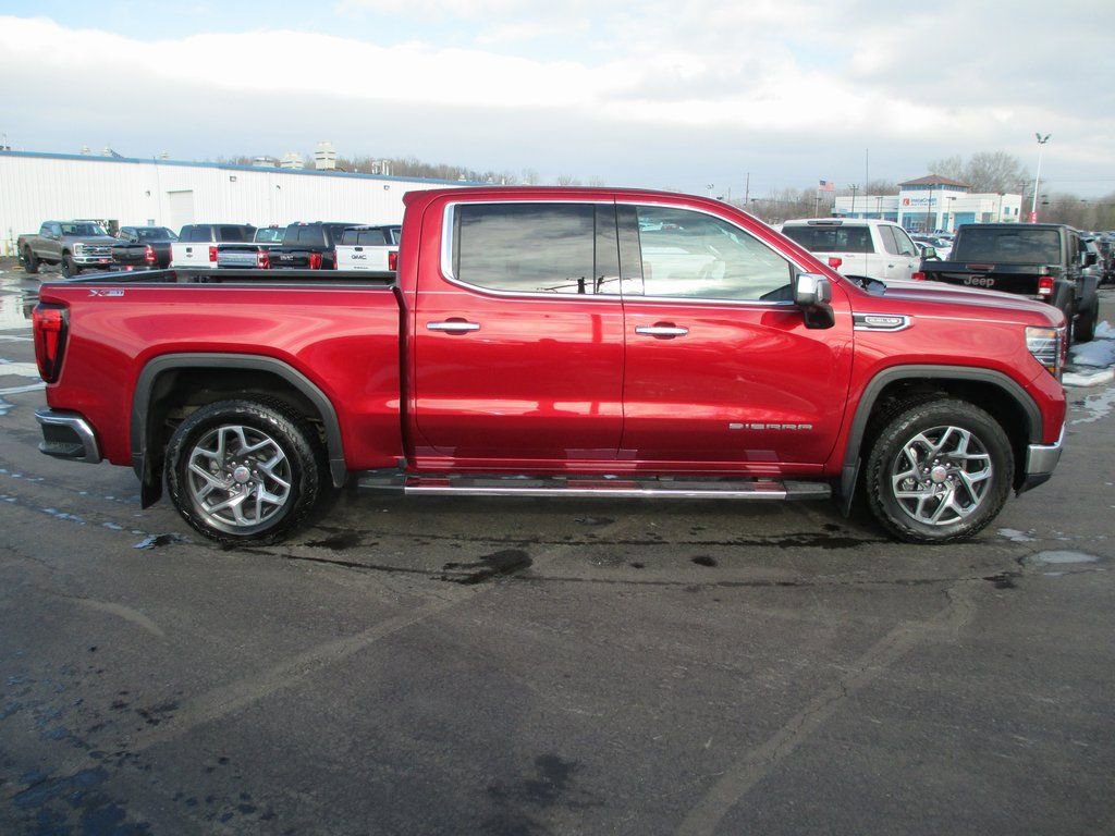 Used 2023 GMC Sierra 1500 SLT image 5