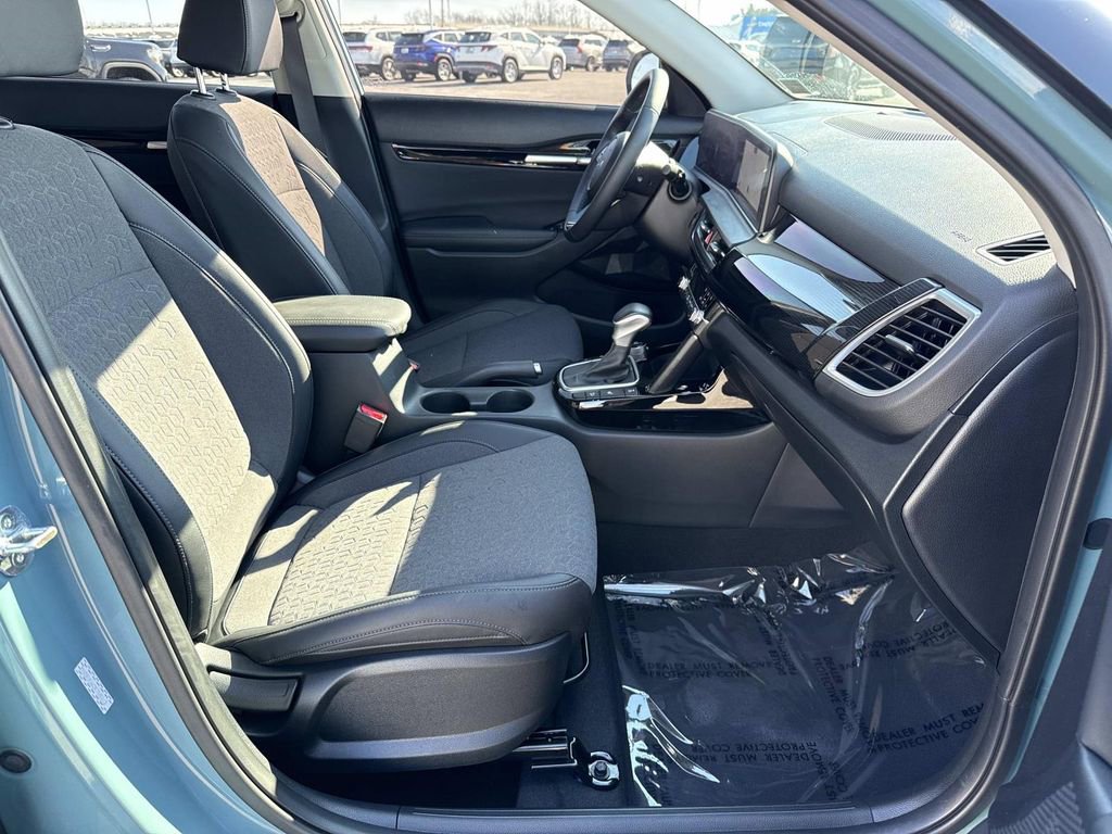 Used 2024 Kia Seltos S AWD/4WD image 20