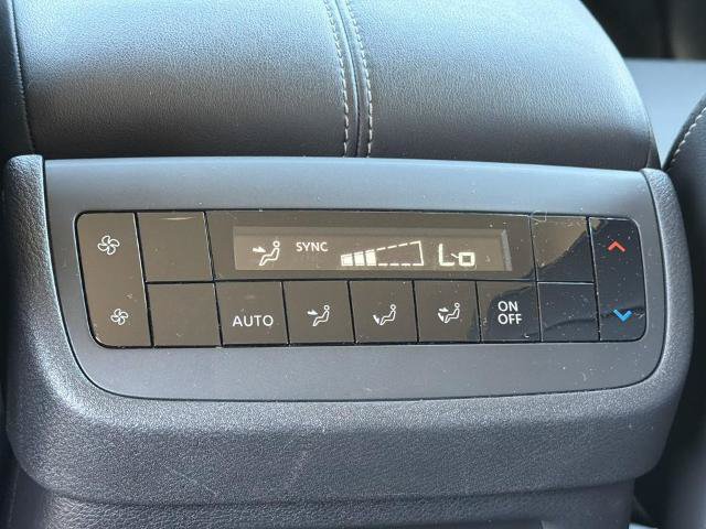Certified 2025 Nissan Pathfinder SL AWD/4WD image 21