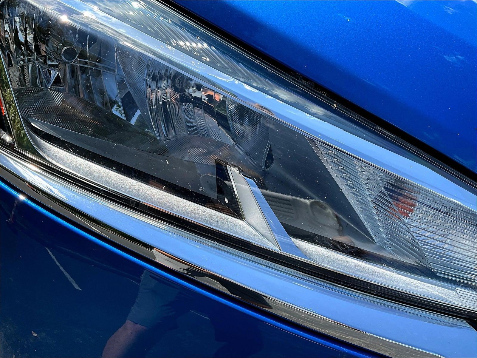 Used 2022 Nissan Kicks S FWD image 32