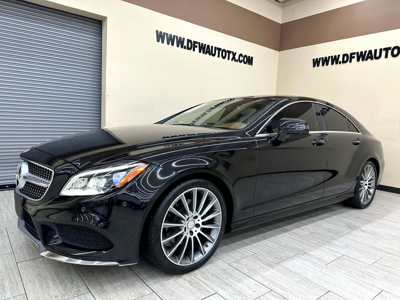 Used 2015 Mercedes-Benz CLS 400 w/ Premium 2 Package image 2