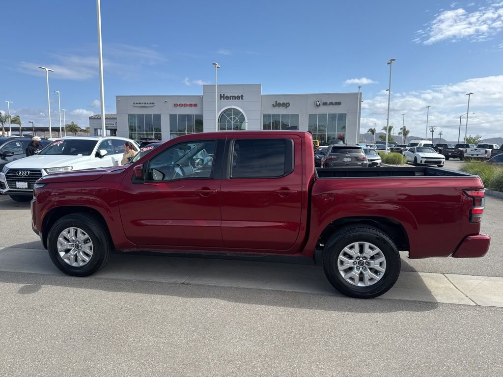 Used 2023 Nissan Frontier SV RWD image 5
