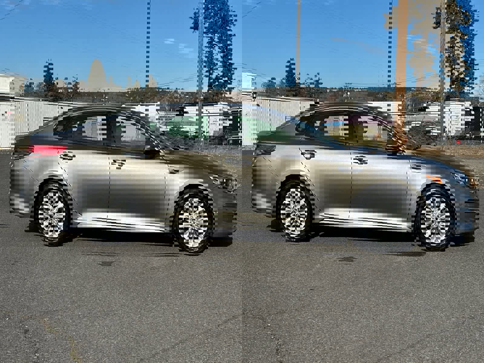 Used 2016 Kia Optima EX w/ Premium Package image 8