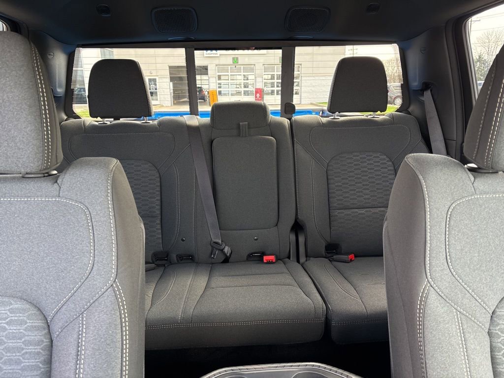 New 2026 RAM 1500 4x4 Crew Cab image 14