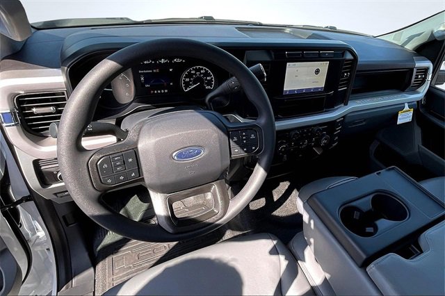 Used 2024 Ford F450 XL w/ XL Chrome Package image 5