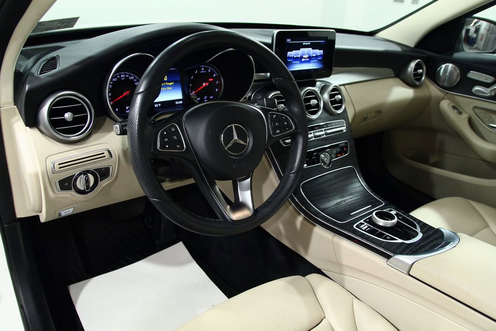 Used 2017 Mercedes-Benz C 300 4MATIC Sedan image 19