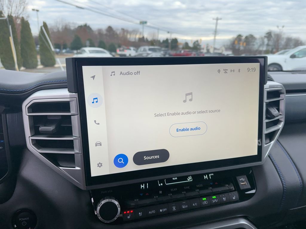 Used 2025 Toyota Sequoia Platinum image 11