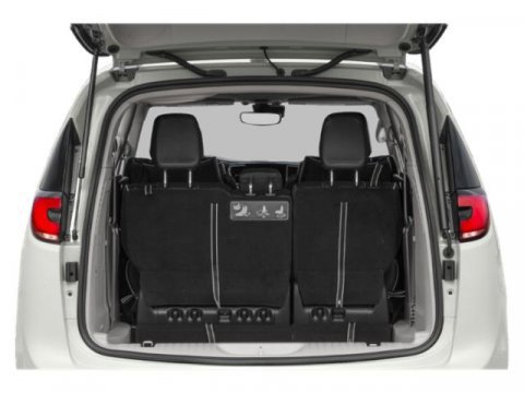 Used 2022 Chrysler Pacifica Touring-L image 14