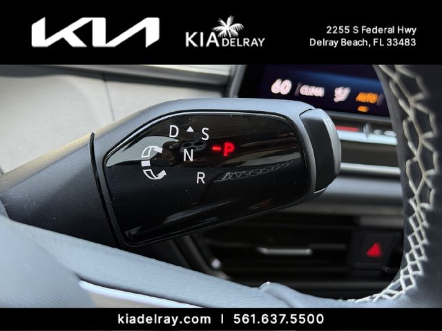 Used 2025 Volkswagen Tiguan SE FWD image 26