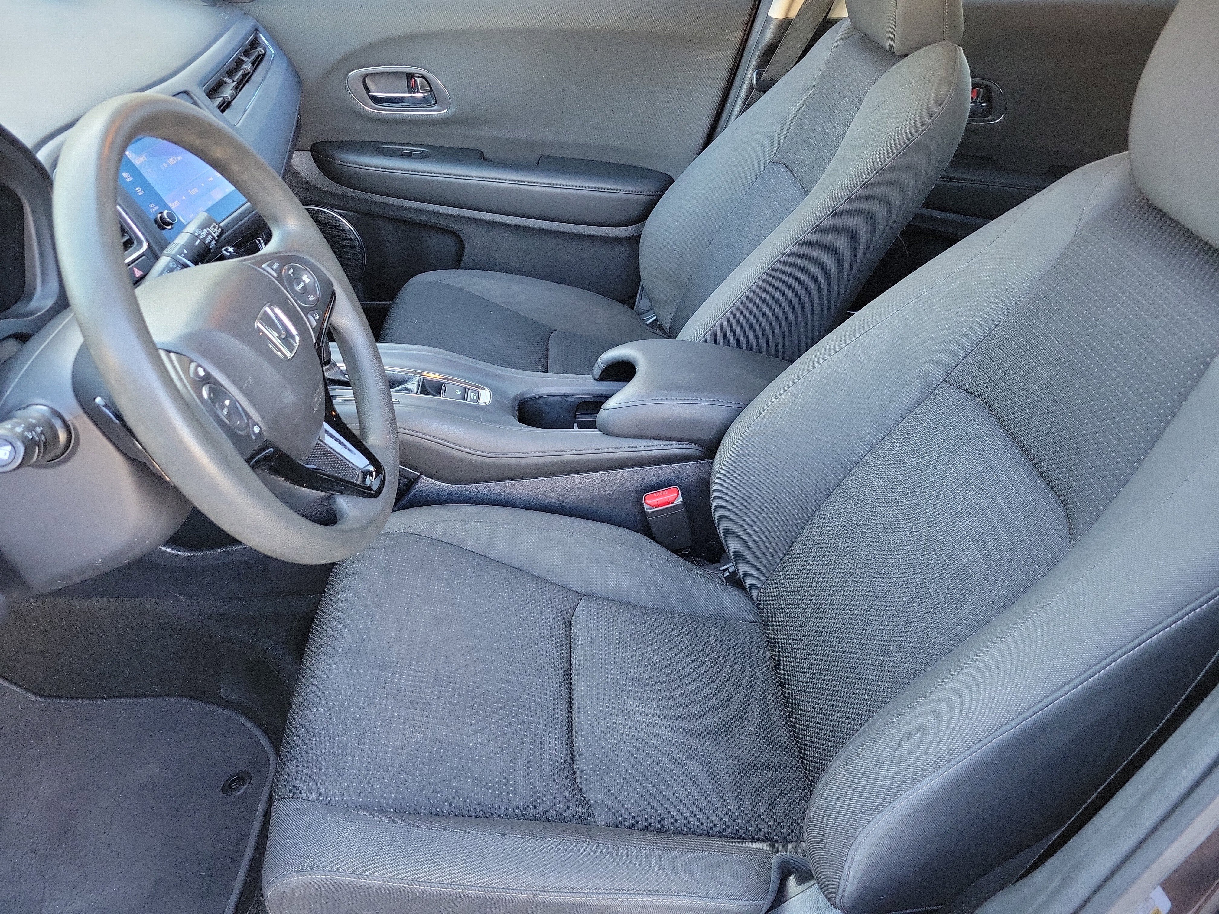 Used 2021 Honda HR-V EX image 9