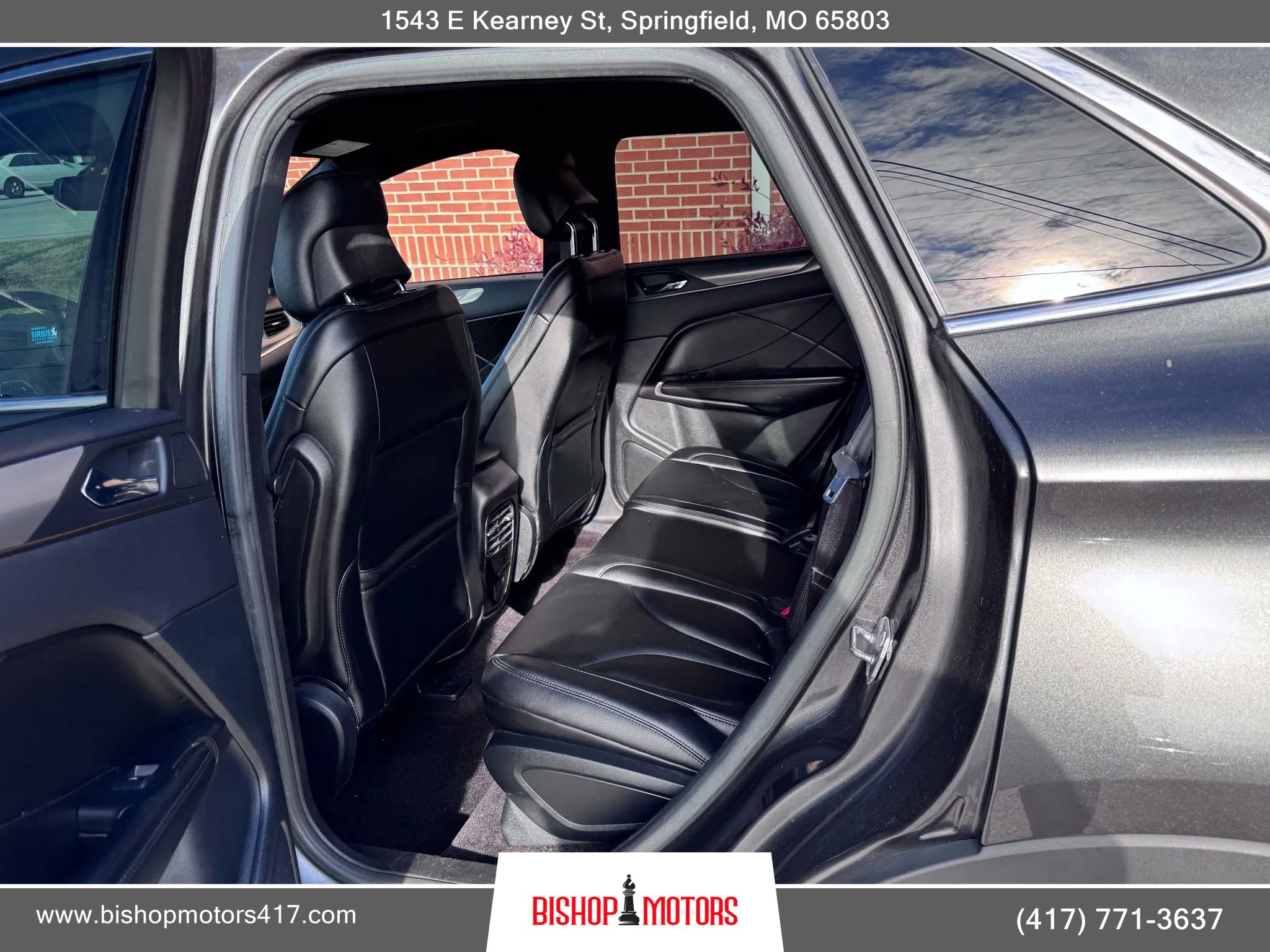 Used 2017 Lincoln MKC Premiere FWD image 11