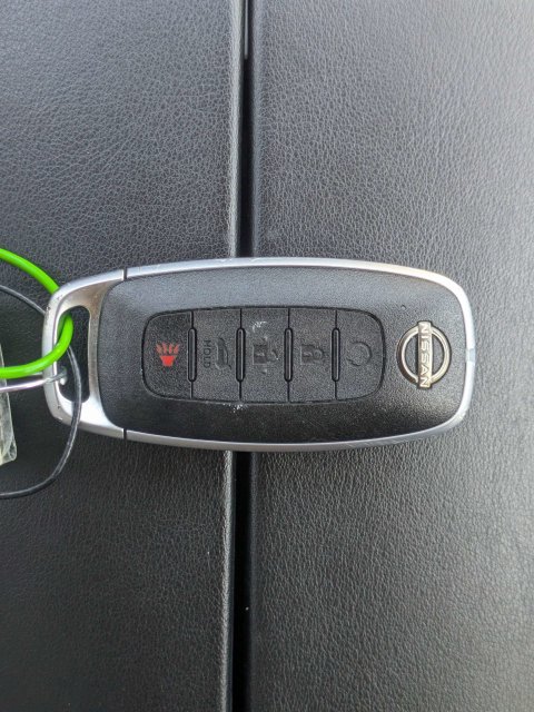 Used 2025 Nissan Rogue SV FWD image 34