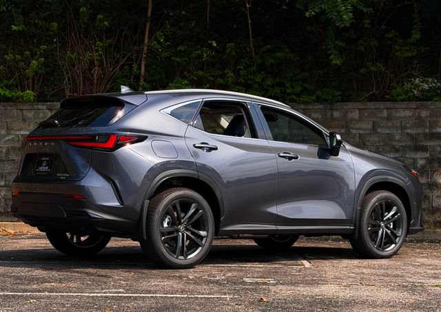 New 2026 Lexus NX 450h+ AWD w/ Accessory Package (2T) image 4