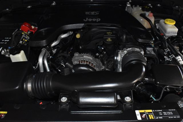 Used 2020 Jeep Wrangler Sport S image 10