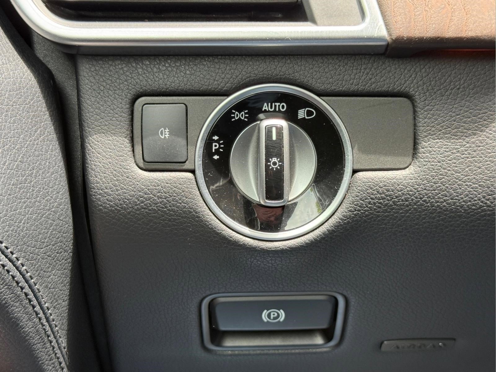 Used 2015 Mercedes-Benz ML 400 4MATIC image 28