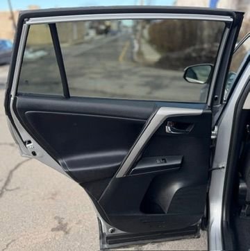 Used 2017 Toyota RAV4 XLE image 23