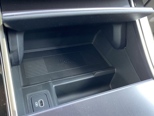 New 2026 Land Rover Range Rover Velar Dynamic SE image 14