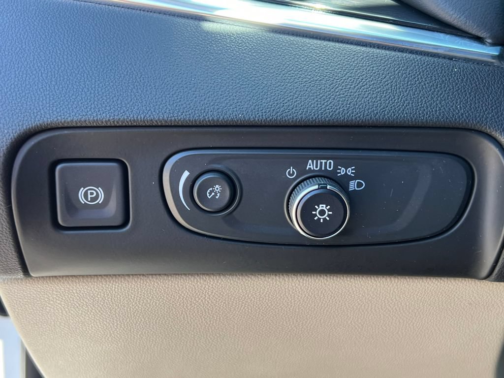 Used 2019 Buick Enclave Premium w/ Trailering Package, 5000 lbs. AWD/4WD image 21